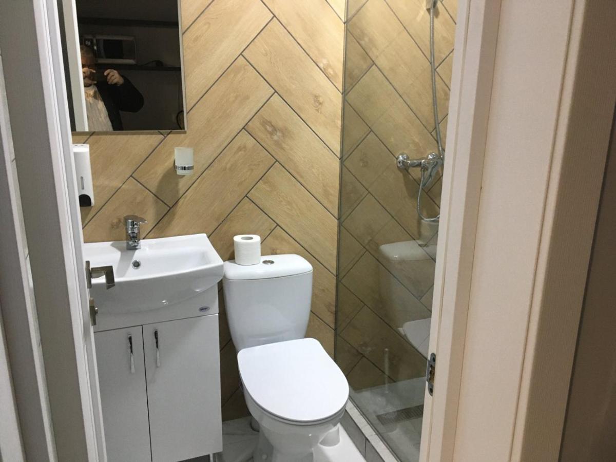 Pure Apartments Vip 2 Lviv Buitenkant foto
